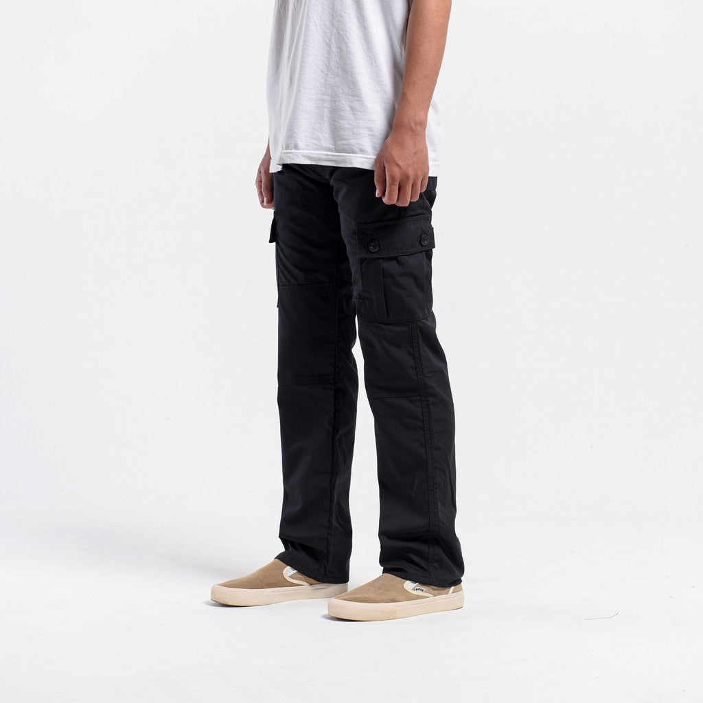 WISED  TROOPS BLACK  CARGO PANTS