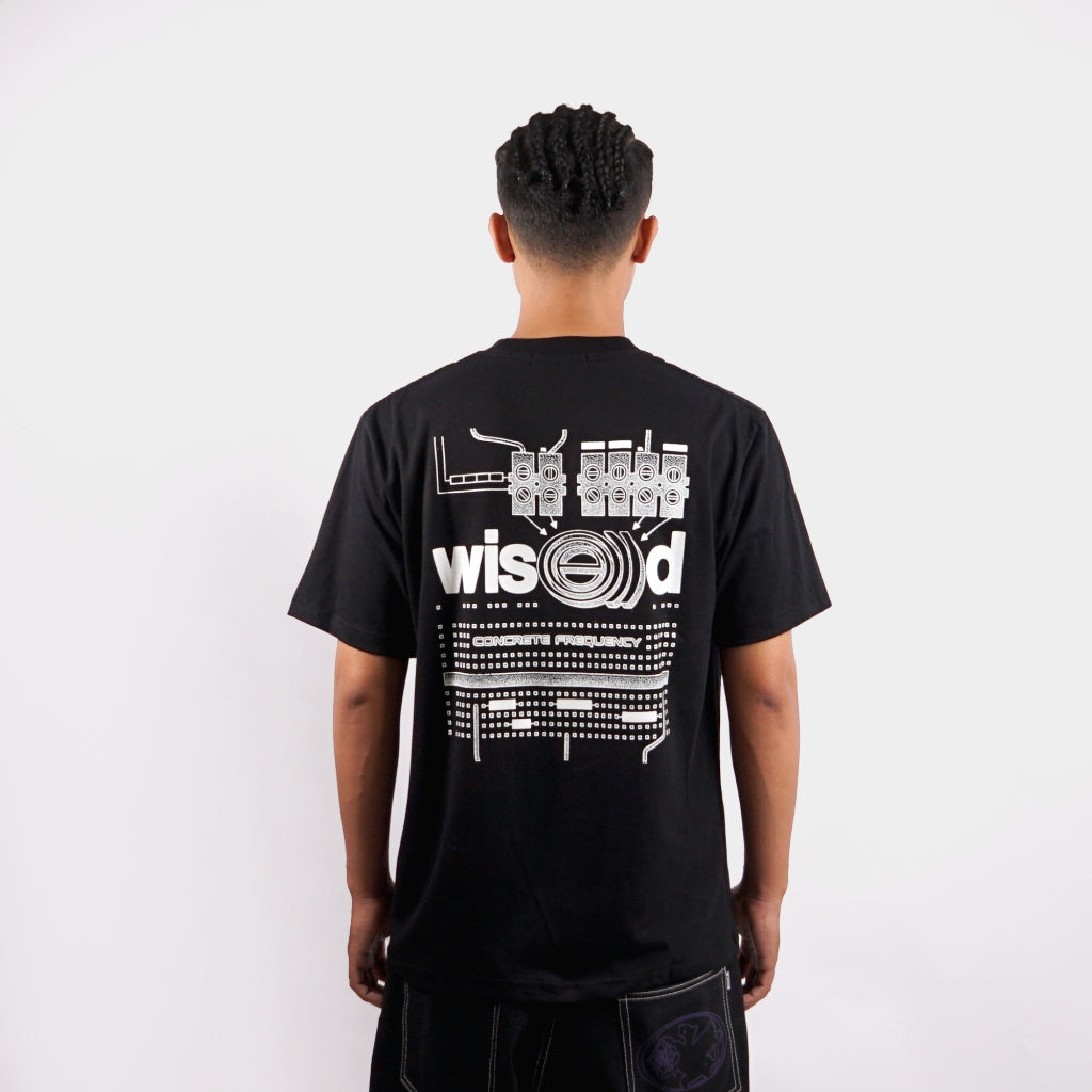 WISED |   COREZ   | T-SHIRT